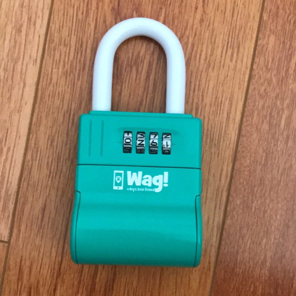 Wag Lock Box